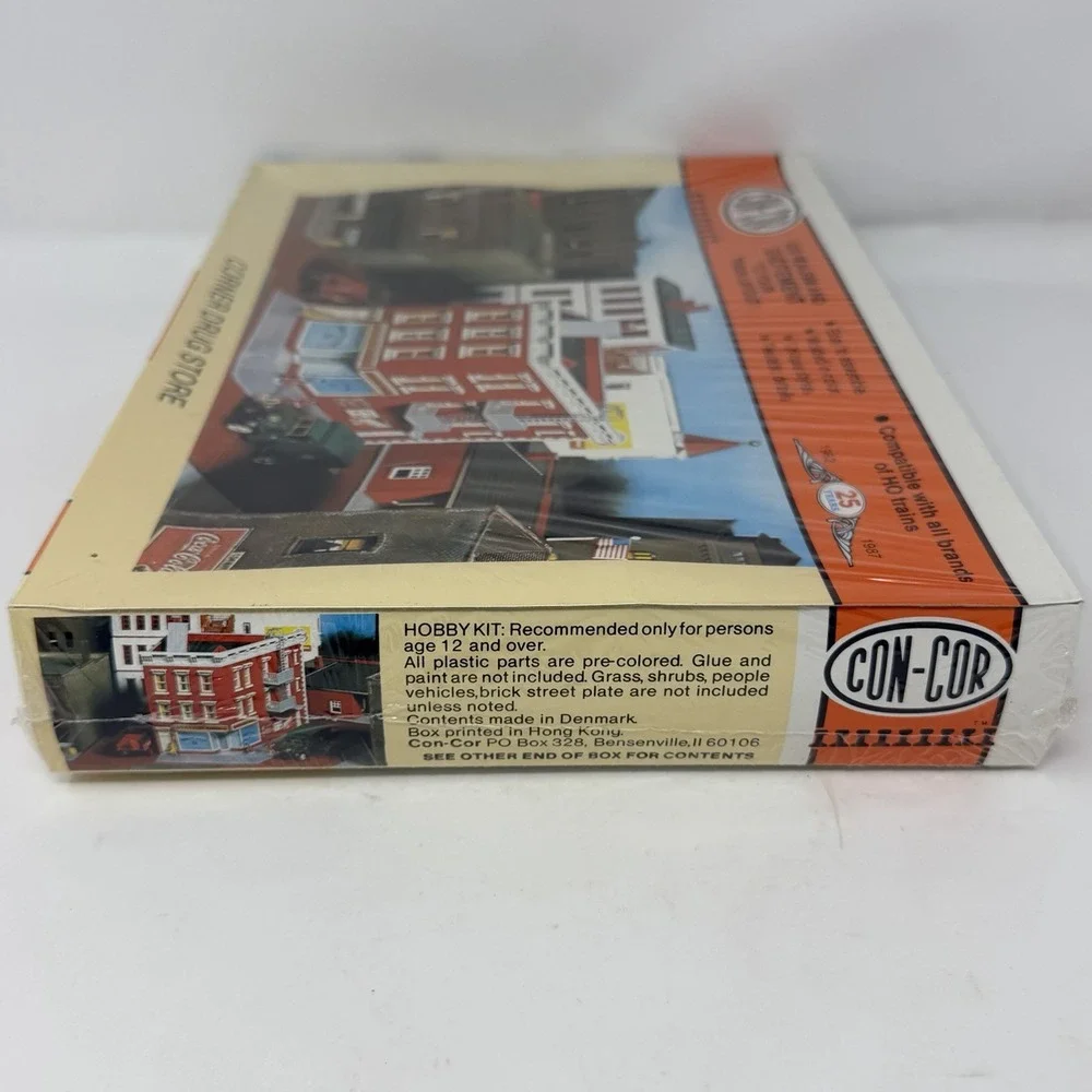 Con-cor Corner Drug Store HO Scale #911 Brand New Sealed